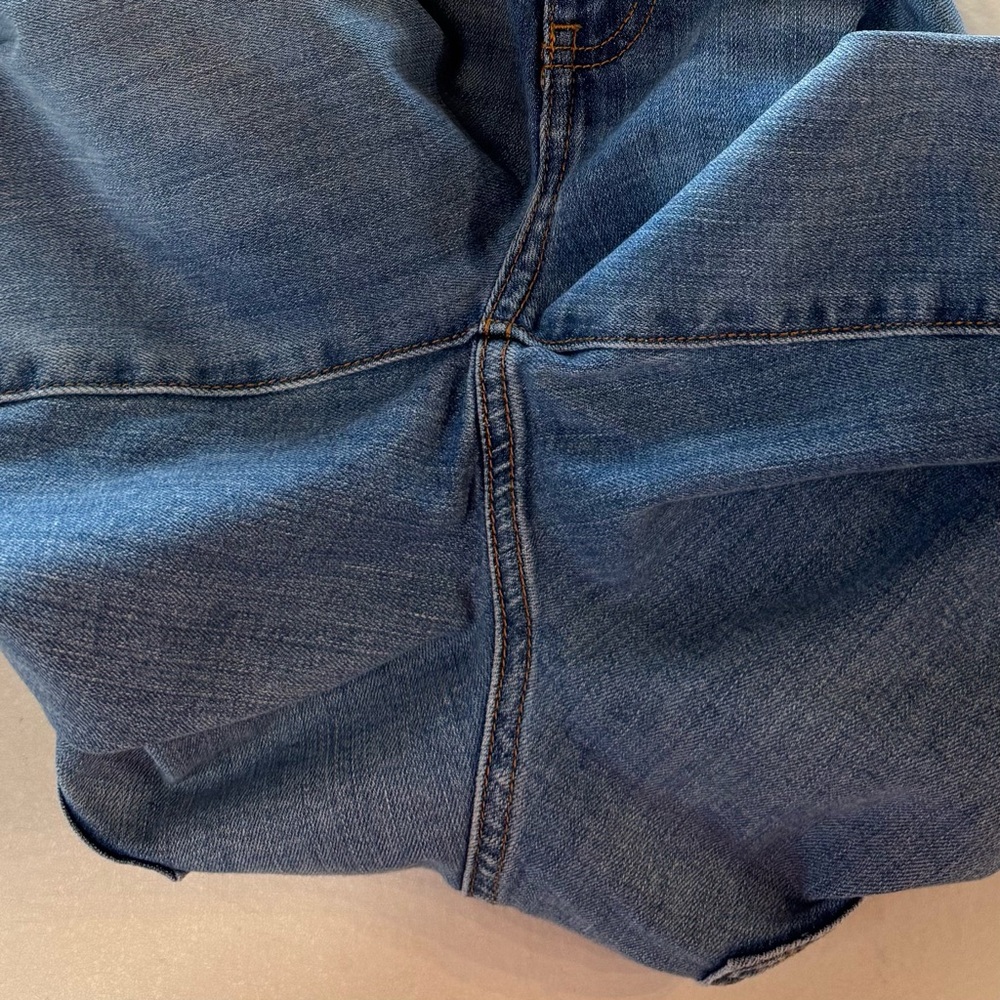 TALBOTS Straight Leg Crop Jeans Raw Hem Lenox Wash (6) - Picture 15 of 17